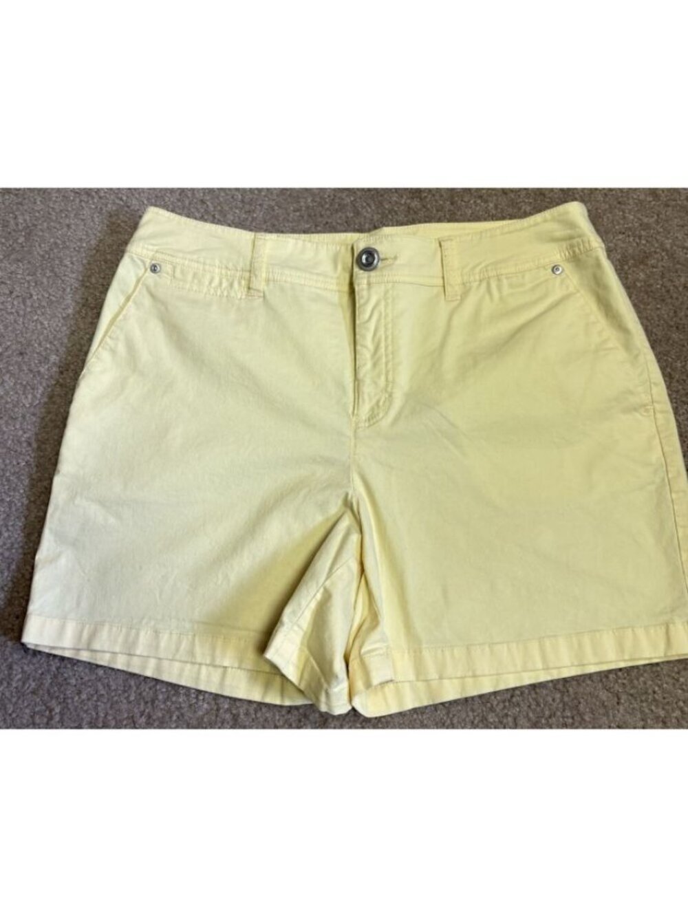 Tribal Women’s Bermuda Shorts Size 8 Yellow Cotton Blend Chino Flat Front - Picture 1 of 4